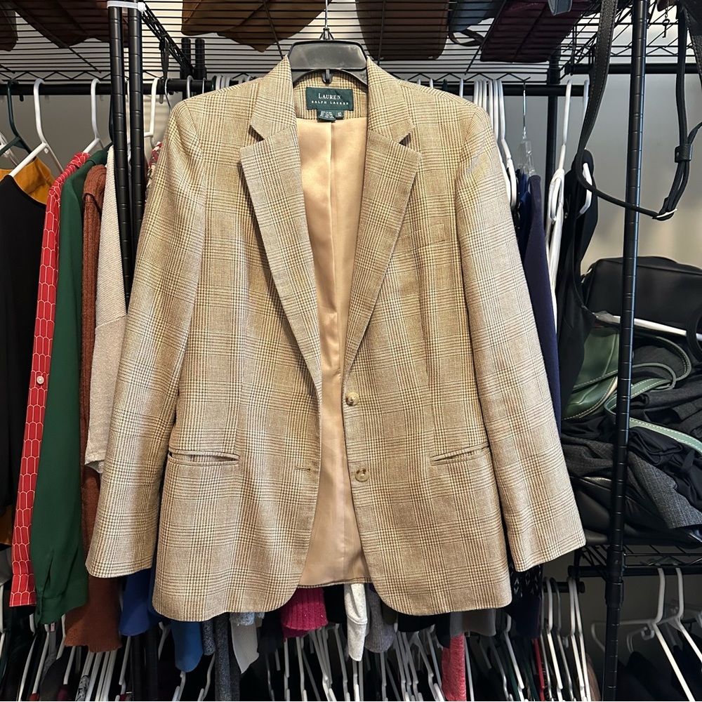 Size 10 women’s Ralph Lauren Blazer.